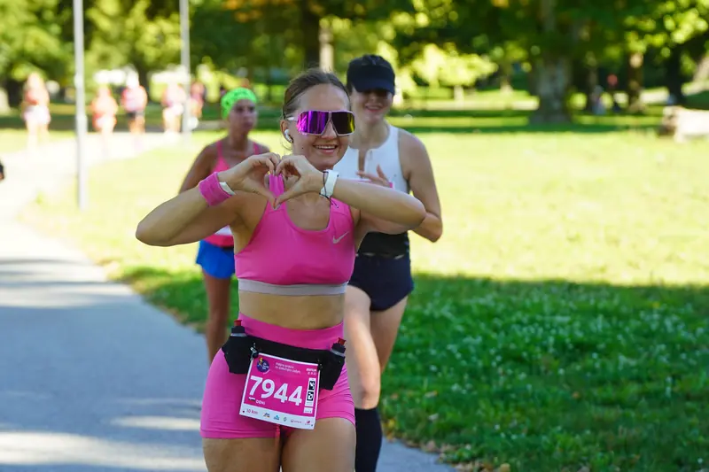 dm women's run 2025 – event photo