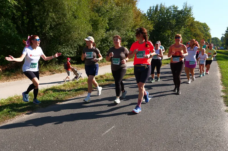 dm women's run 2025 – event photo
