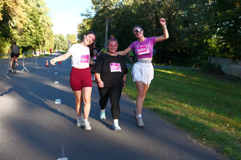 dm women's run 2025 – event photo