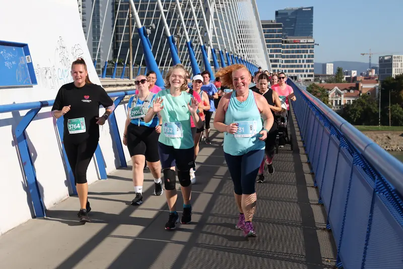 dm women's run 2025 – event photo