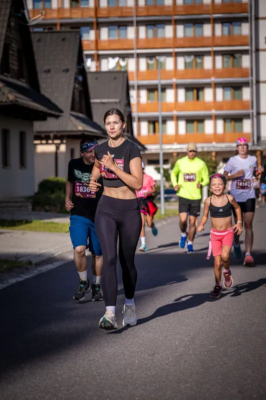 Telekom Night Run Donovaly 2026 – fotografia z podujatia